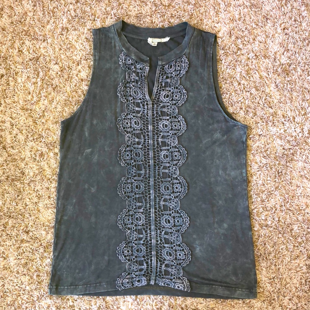 Gimmicks Tank Size Large